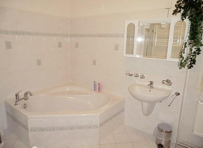 7K - Apartmany Lazenska Karlovy Vary Room photo